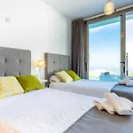 Villa Luxury Lazaro Con Piscina Climatizada
