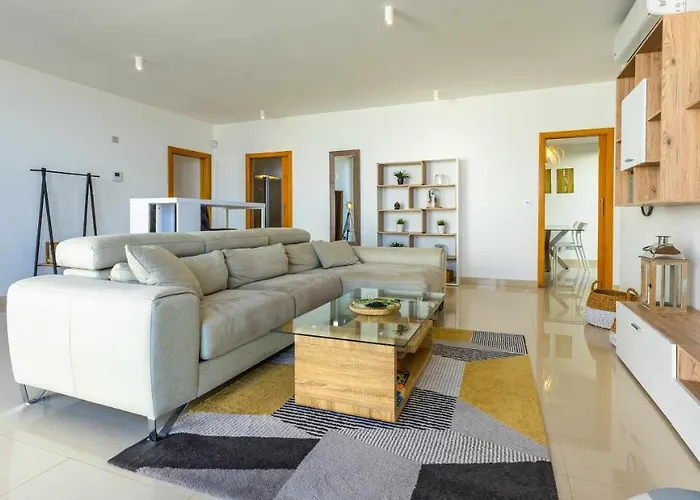 Villa Luxury Lazaro Con Piscina Climatizada